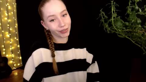 Snapshot of sindiwatsoon chatting on October 14, 11:22 am Sindi online show from October 14, 11:22 am