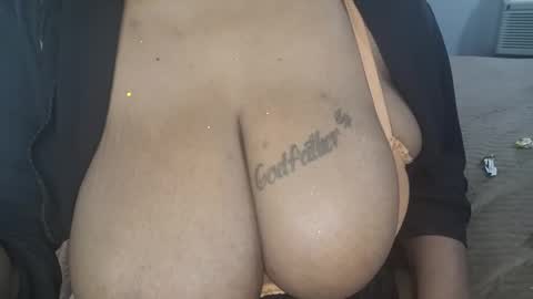 Snapshot of sinfulbxxx chatting on November 17, 4:46 pm sinfulbxxx online show from November 17, 4:46 pm