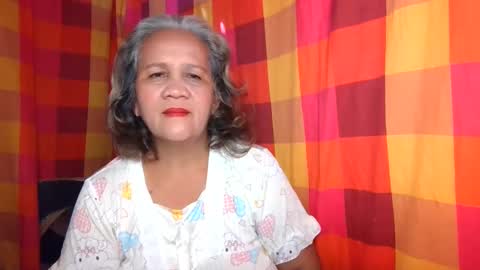 Snapshot of single_momma68 chatting on December 25, 5:16 am Single momma68 online show from December 25, 5:16 am