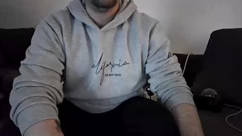 sinned09 online show from April 3, 11:58 pm