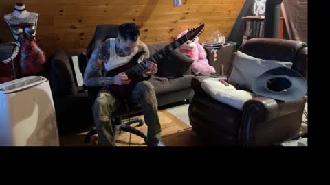 Snapshot of siphonophorstrings chatting on September 22, 12:56 am Dustbunnyfoofoo online show from September 22, 12:56 am