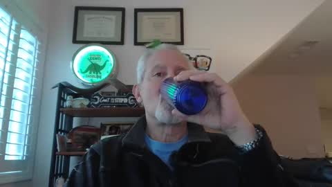 Snapshot of sir_lust_alot chatting on February 16, 3:16 pm Don Roberto online show from February 16, 3:16 pm