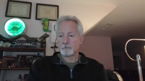 Snapshot of sir_lust_alot chatting on March 9, 12:42 pm Don Roberto online show from March 9, 12:42 pm