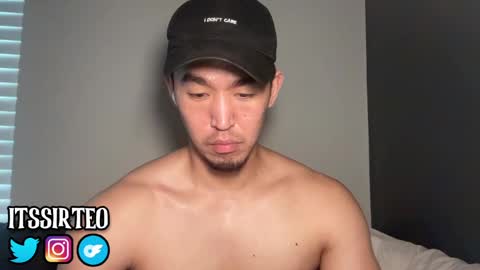 Snapshot of sir_teo chatting on February 20, 1:25 am SIR TEO online show from February 20, 1:25 am