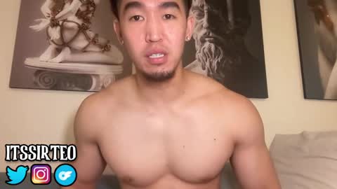 Snapshot of sir_teo chatting on February 28, 8:39 pm SIR TEO online show from February 28, 8:39 pm