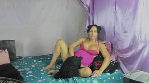 Snapshot of sirena_dirtysexxx chatting on June 14, 2:24 am Sirena Fuentes online show from June 14, 2:24 am