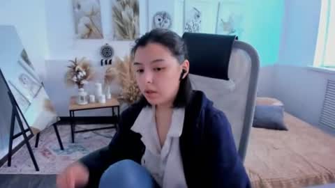 Snapshot of sirenmystique chatting on June 16, 10:29 am Si online show from June 16, 10:29 am