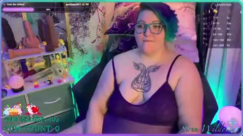 Snapshot of sirenwilde chatting on June 9, 5:19 am Siren Wilde online show from June 9, 5:19 am