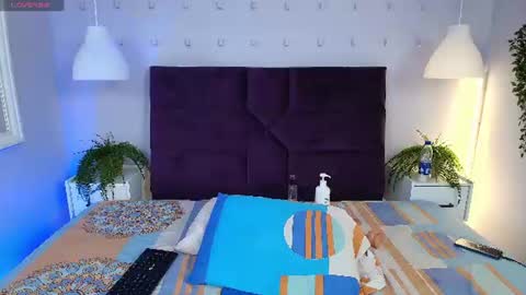 Snapshot of sirenyrouss chatting on June 29, 8:09 pm sirenyrouss online show from June 29, 8:09 pm
