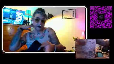 SirMrWombat online show from February 25, 6:23 am