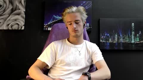 SirReedy online show from March 23, 6:06 am