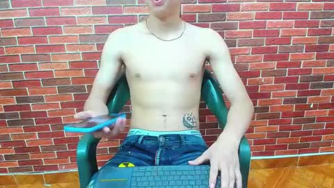 Snapshot of sirryant chatting on February 18, 2:59 pm SIR RYANT online show from February 18, 2:59 pm