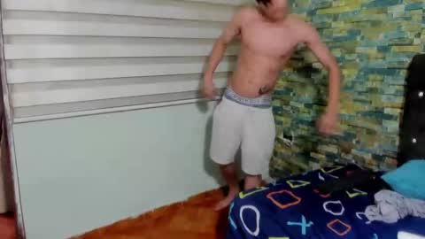 Snapshot of sirryant chatting on February 19, 9:14 pm SIR RYANT online show from February 19, 9:14 pm