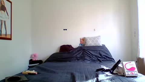 Mermaid of NYC online show from December 8, 4:18 pm