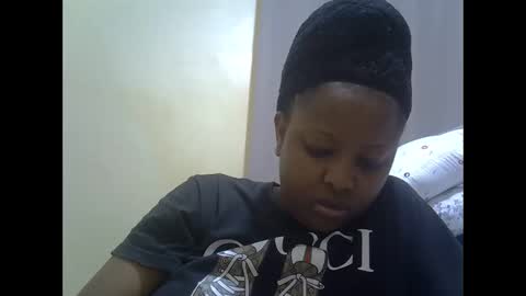 Snapshot of sisibrown97 chatting on April 26, 11:52 am brown online show from April 26, 11:52 am