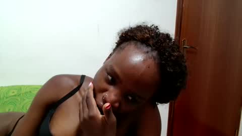 shannie online show from April 14, 8:53 am