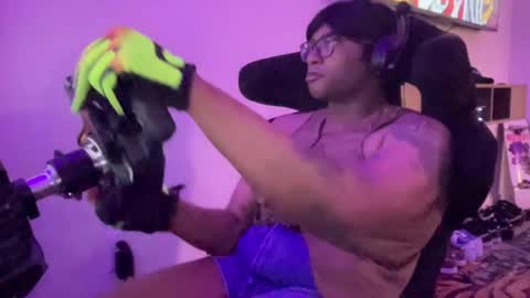 Snapshot of sissyblkgoddess858860 chatting on April 21, 1:42 am Sissyblkgoddess online show from April 21, 1:42 am