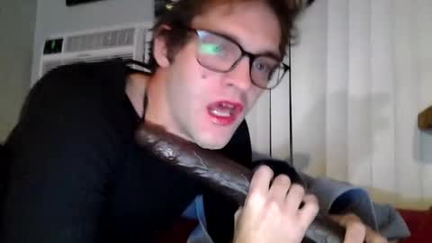 Snapshot of sissyemmalauren chatting on October 16, 3:40 am sissyemmalauren online show from October 16, 3:40 am