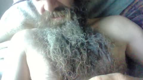 sitonmybeardxxx online show from May 25, 12:55 pm