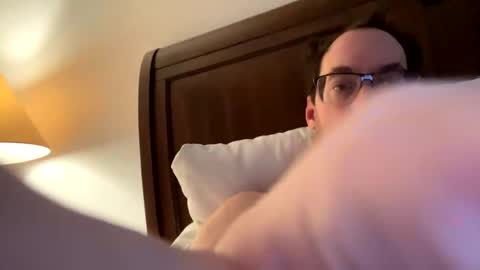 Snapshot of sixfootseven chatting on December 7, 1:18 pm sixfootseven online show from December 7, 1:18 pm