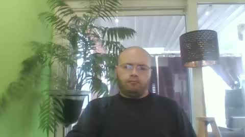 sixten113 online show from February 11, 9:14 am