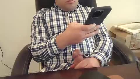 Snapshot of sjb10 chatting on March 12, 3:29 pm sjb10 online show from March 12, 3:29 pm