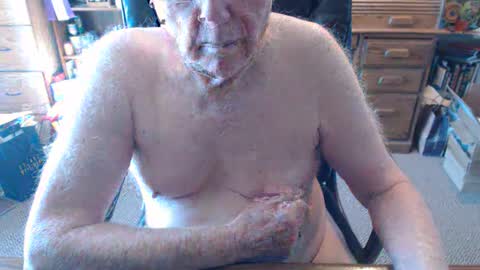sjbottomboi online show from January 7, 7:28 pm