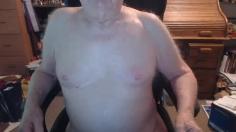 sjbottomboi online show from July 10, 2:19 pm