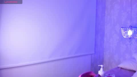 Snapshot of skailyn_angels chatting on February 28, 11:33 am SKAILYN ANGELS online show from February 28, 11:33 am