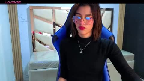 skaller_james_a online show from February 23, 1:08 pm