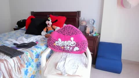 Skarleth King online show from February 12, 2:34 pm