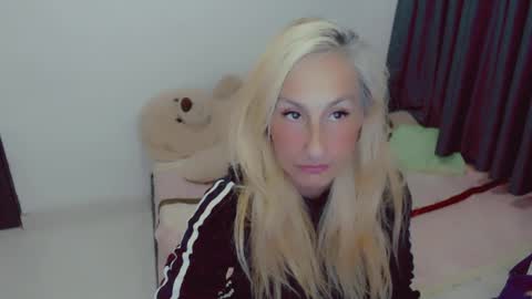 Arlett online show from April 2, 2:04 pm