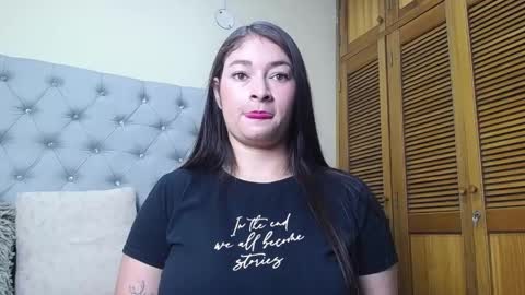 Snapshot of skarlett_36 chatting on April 21, 2:34 pm skarlett_36 online show from April 21, 2:34 pm