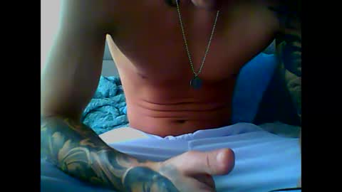 Snapshot of skater19xxx chatting on February 26, 6:43 pm miguel online show from February 26, 6:43 pm