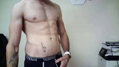 Snapshot of skeath chatting on November 2, 1:35 pm skeath online show from November 2, 1:35 pm