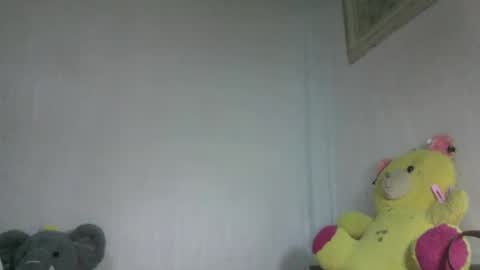 Snapshot of skie1111 chatting on May 10, 4:45 pm Shie online show from May 10, 4:45 pm