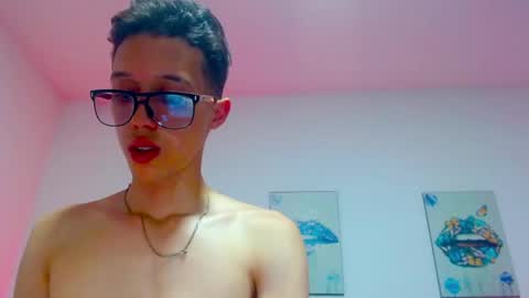 skinny_bigcock20 online show from March 4, 8:27 pm