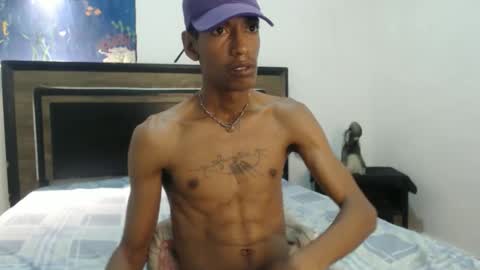 Snapshot of skinny_long_cock chatting on February 1, 4:22 am Albert online show from February 1, 4:22 am