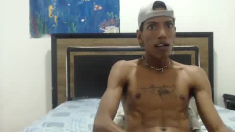 Snapshot of skinny_long_cock chatting on February 5, 4:06 am Albert online show from February 5, 4:06 am