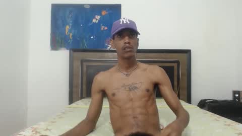 Snapshot of skinny_long_cock chatting on February 13, 6:31 am Albert online show from February 13, 6:31 am