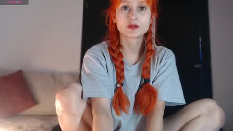 Snapshot of skinny_raven chatting on June 9, 9:48 pm Marion online show from June 9, 9:48 pm