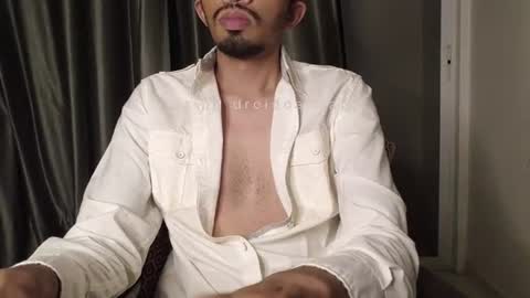 Snapshot of skinny_tamer chatting on July 22, 5:38 pm skinny tamer online show from July 22, 5:38 pm