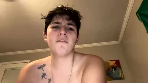 Snapshot of skinnyangel21 chatting on January 10, 5:09 am skinnyangel21 online show from January 10, 5:09 am