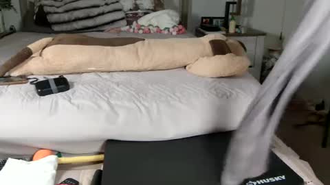 Snapshot of skinnyasianmilf chatting on July 4, 7:31 pm skinnyasianmilf online show from July 4, 7:31 pm