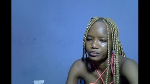 Snapshot of skinnybeauty1 chatting on March 28, 6:29 pm Linda independent model online show from March 28, 6:29 pm