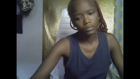 Snapshot of skinnybeauty1 chatting on July 28, 11:28 am Linda independent model online show from July 28, 11:28 am