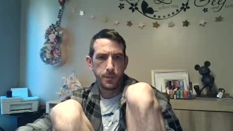 SkinnyBigCock2 online show from April 8, 6:46 am