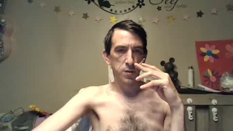 Snapshot of skinnybigcock2 chatting on June 18, 3:29 am SkinnyBigCock2 online show from June 18, 3:29 am