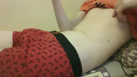 skinnycuteb0y online show from September 20, 12:17 pm