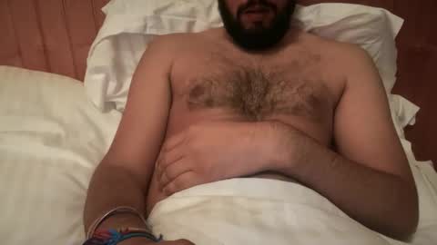 Snapshot of skinnyguyfun chatting on September 16, 11:17 pm skinnyguyfun online show from September 16, 11:17 pm